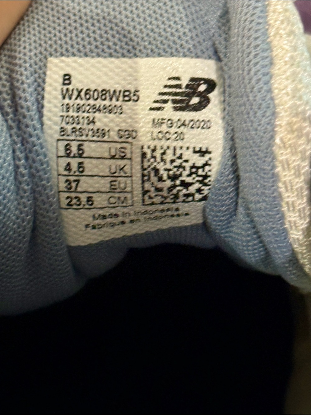 New Balance Kids White & Light Blue Sneakers - Picture 6 of 6